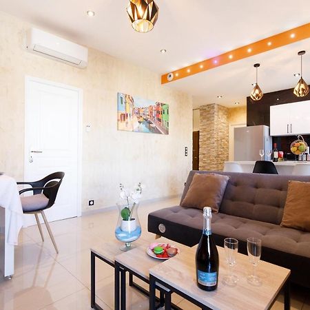 Little Garden Yourhosthelper Cannes Bagian luar foto